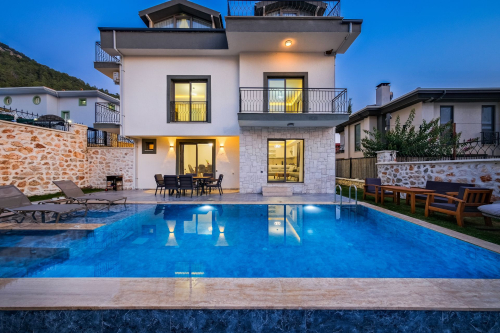 Villa Famous 1